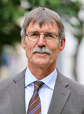 Wolfgang Belser